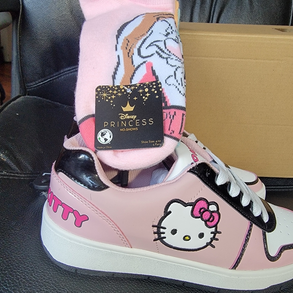 New hello kitty